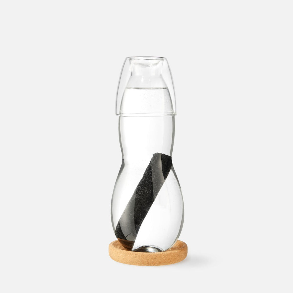 Black+Blum Personal Carafe glaskaraffel med kulfilter og korkunderlag
