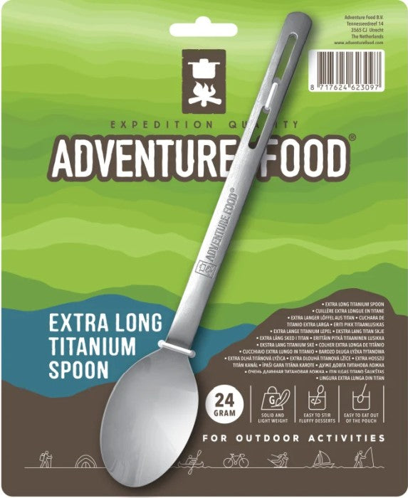 Adventure Food ekstra lang titaniumske, grå ske på emballage